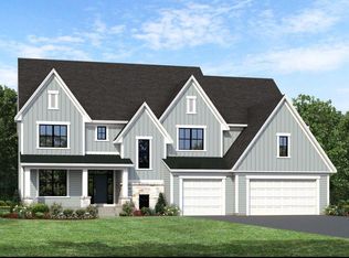 4566 Sunset Ln, Excelsior, MN 55331