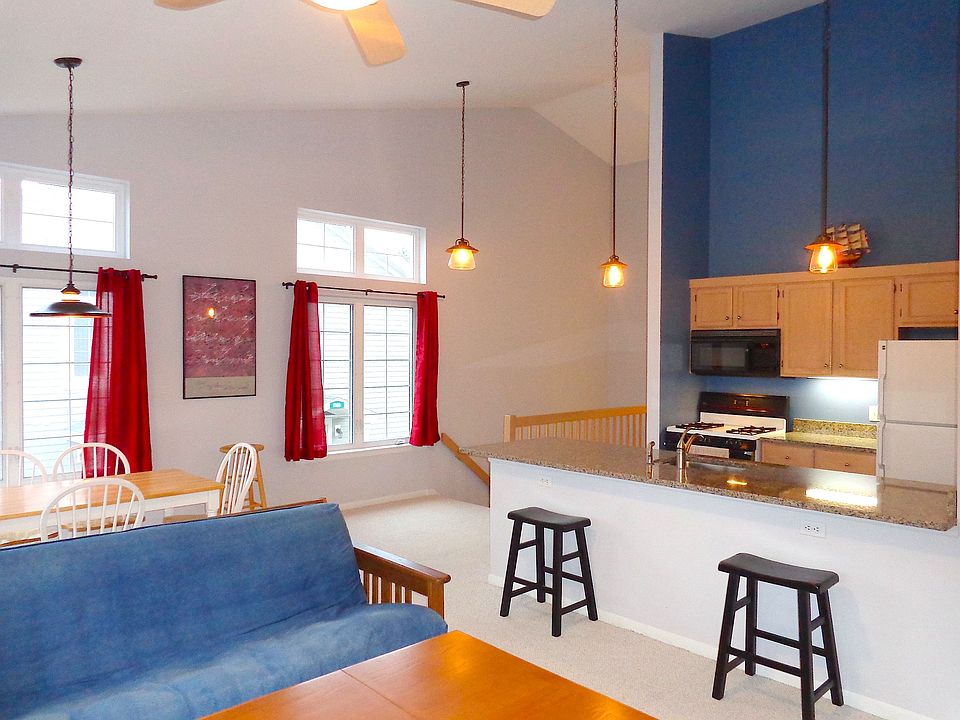 Kitchen,Dinette, Living Room
