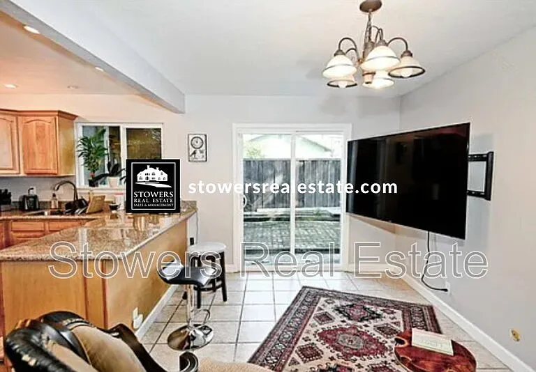 112 Summerwood Pl — Photo 3