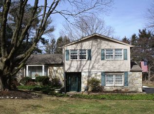 1770 Farmview Rd, Maple Glen, PA 19002