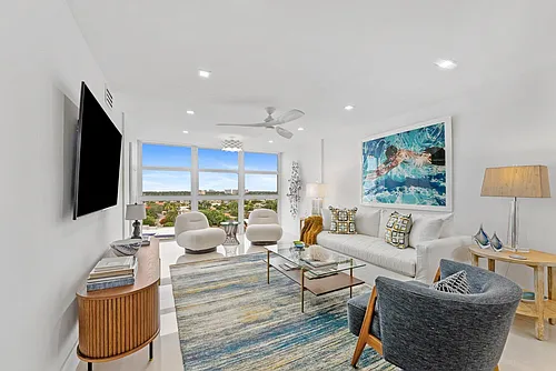1391 S Ocean Blvd Photo 1