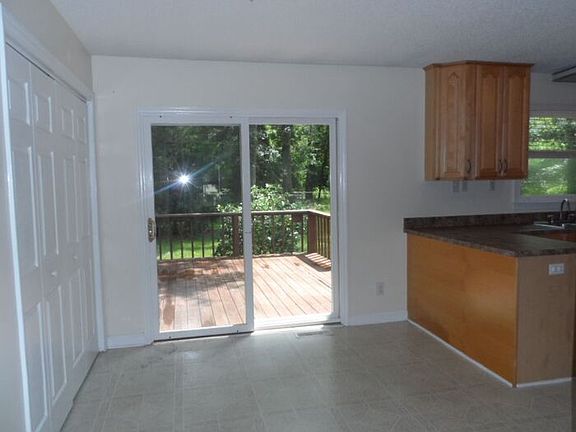 5th image of 4705 Stafford Dr