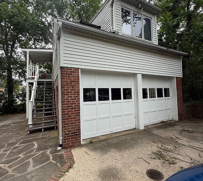 2nd image of 734 21st St S