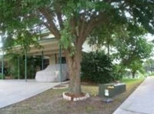 606 Yardarm Dr, Apollo Beach, FL 33572