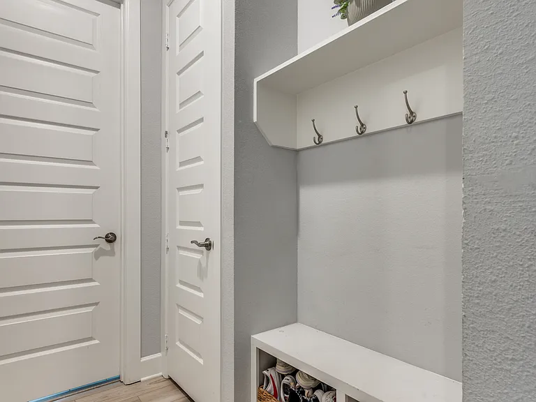 2703 Trinity Ridge St — Photo 23
