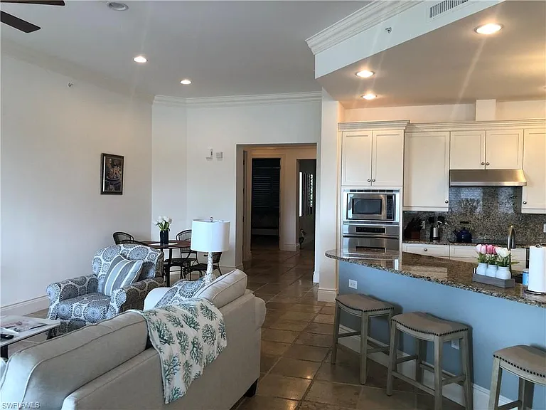 1400 Gulf Shore Blvd N #310 — Photo 12