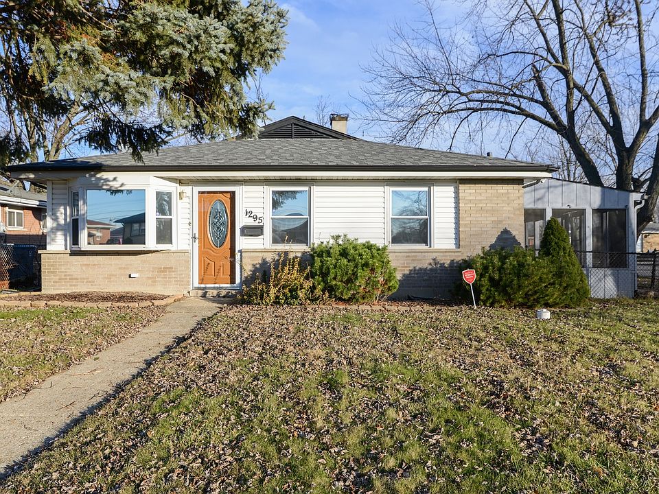 1st image of 1295 Mackinaw Ave