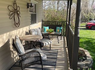 111 Green St, Washington, IL 61571