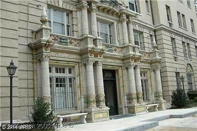 The Historic Woodward Condominium