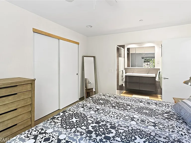 30872 Marilyn Dr — Photo 27