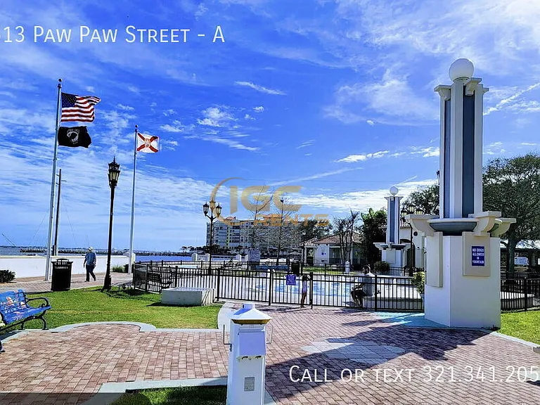 613 Paw Paw St #A — Photo 8