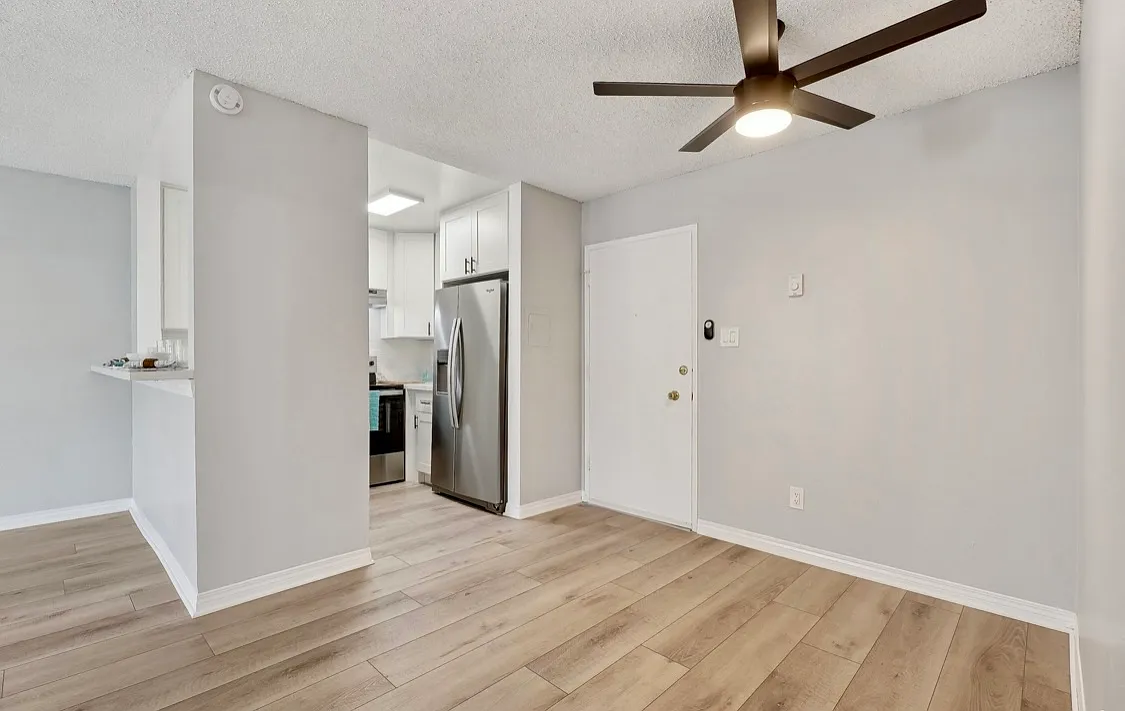 Beachbrook Village — Photo 4