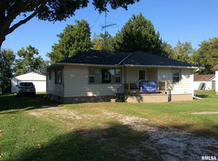 115 E Washington St, Roseville, IL
