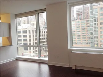 Rented by R New York