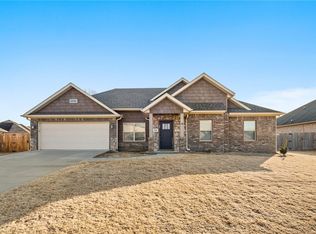 603 Chamberlain Rd, Prairie Grove, AR 72753