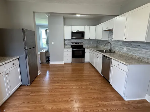 141 Laurel Street, 141 Laurel St APT 1, Manchester, NH 03103