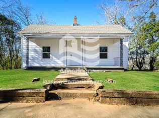 902 Murphy Ave, Lagrange, GA 30240