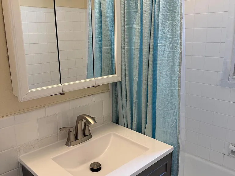 2141 I St NW #516 — Photo 22