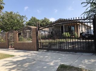 1422 W 69th St, Los Angeles, CA 90047