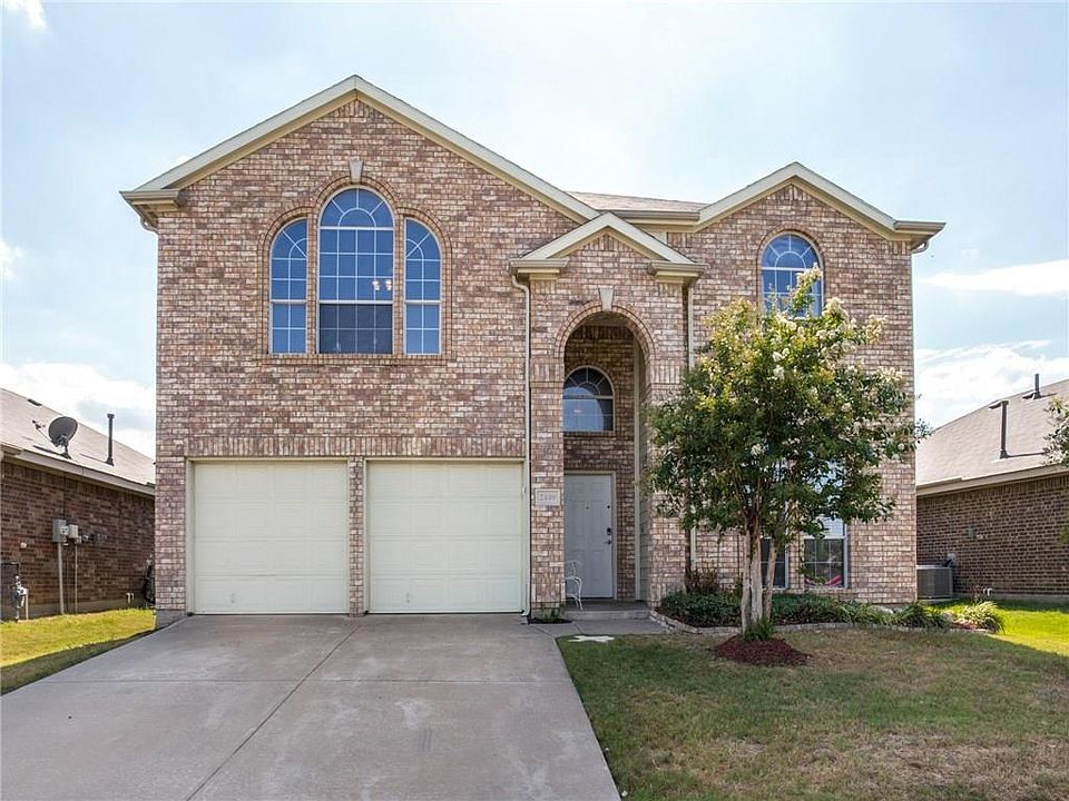 1st image of 2449 Carolina Dr