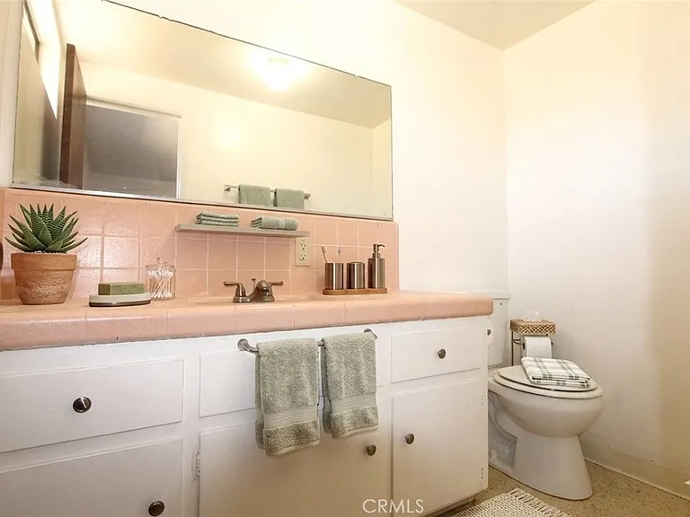 308 N Primrose Ave #D — Photo 13