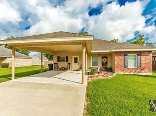 331 T Leigh Dr, Houma, LA 70364