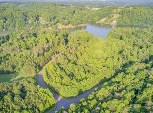 8 Admirals Way, Glade Hill, VA 24092