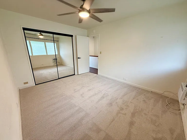 4954 Kilauea Ave #51 — Photo 13