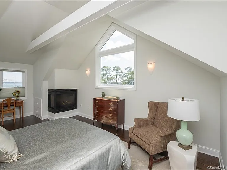 10 Morgan Point — Photo 30
