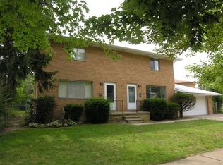 6948 Brandywine Rd, Parma Heights, OH 44130