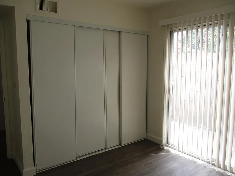 368 Vance St #2C — Photo 3