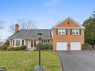 5 Over Ridge Ct, Potomac, MD 20854