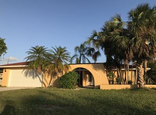 4415 Lakewood Blvd, Naples, FL 34112