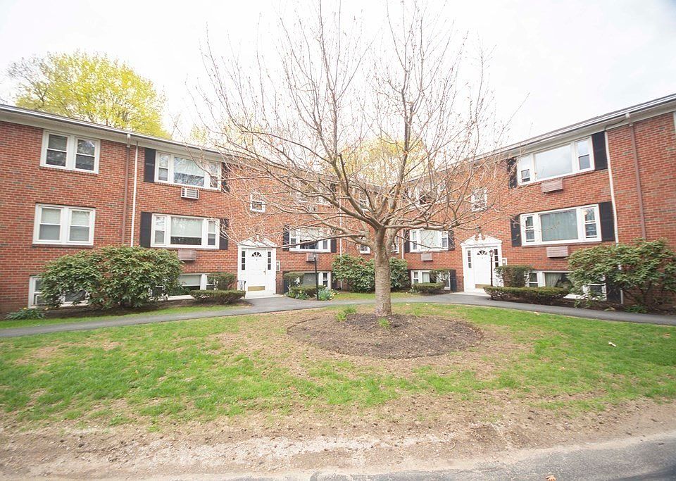 1st image of 462 Nahatan St APT C5