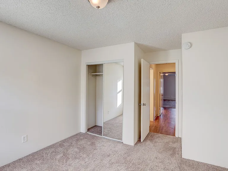 Edelweiss Apartments — Photo 33