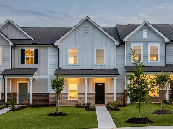 372 Abbots Mill Dr, Raleigh, NC 27603