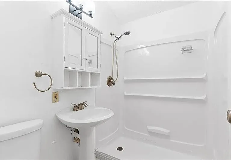 3929 Fulton Ave — Photo 12