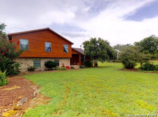 135 Engelmann Ln, Seguin, TX 78155