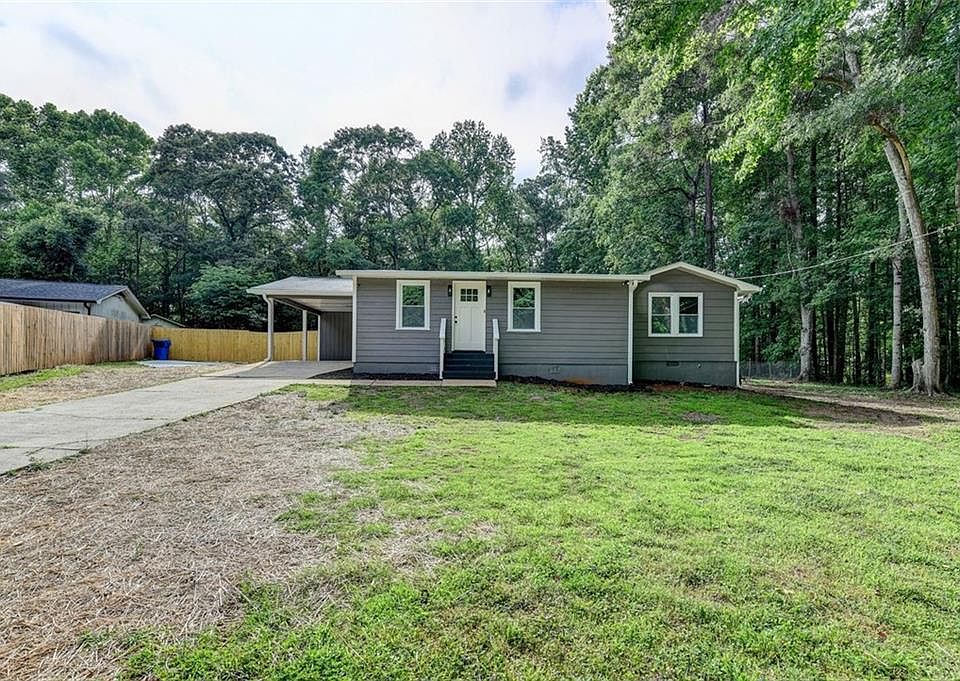 1st image of 3817 Maggie Dr SE