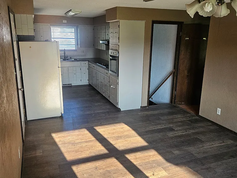 2989 Boutin Dr — Photo 4