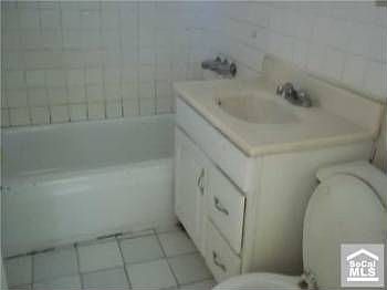 3rd image of 11805 Laurel Ave