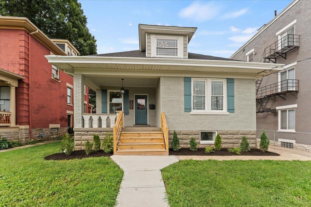 Real estate listing image