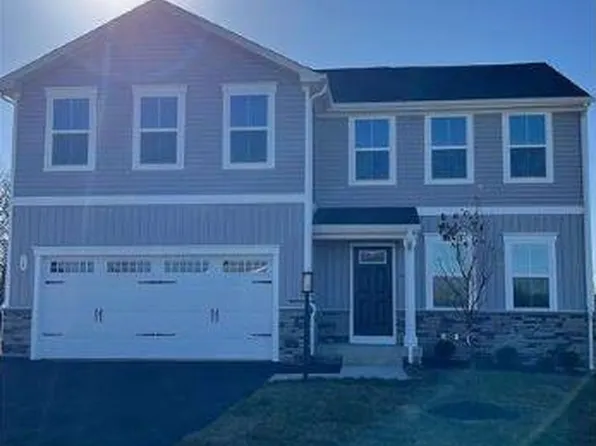 18 Montvue Dr, Fishersville, VA 22939