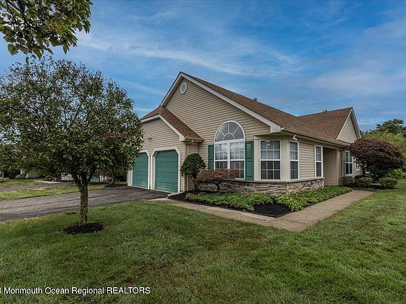 2nd image of 2934 Rock Hill Lane