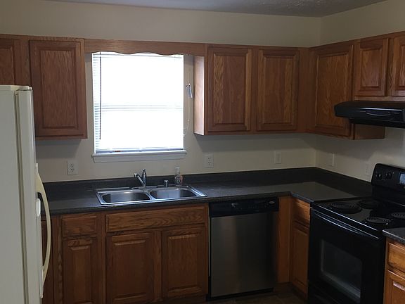 2nd image of 6817 James Madison Way
