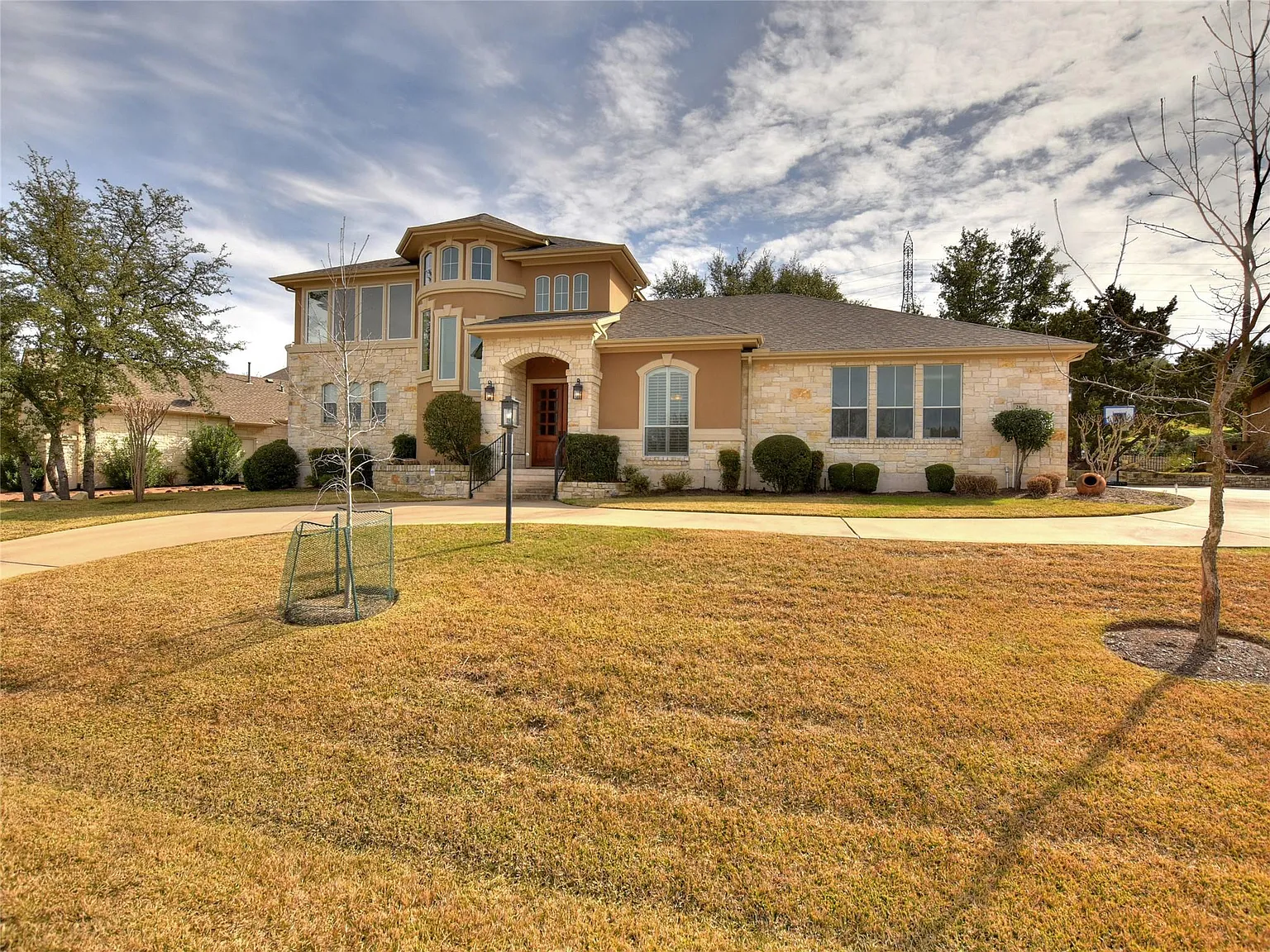 4 bed, 3.5 bath, 3100 sqft, $3,995 — Photo 1