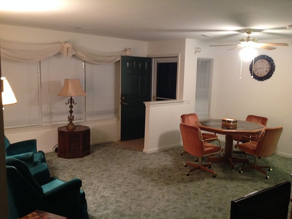 2 Avenrowe Ct, Fairless Hills, PA 19030 Zillow