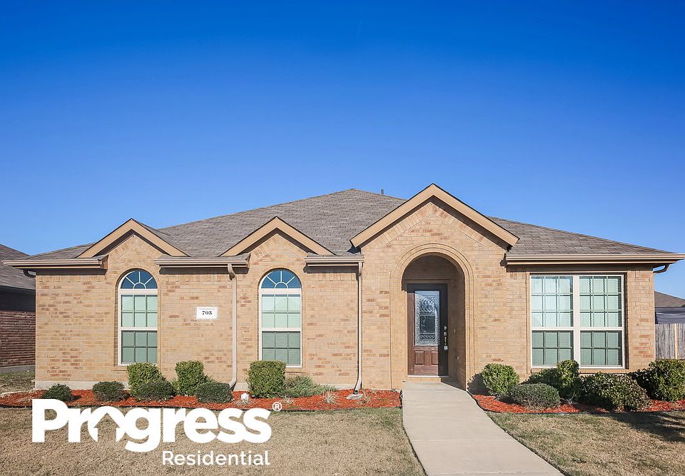 1st image of 705 Candelila Dr