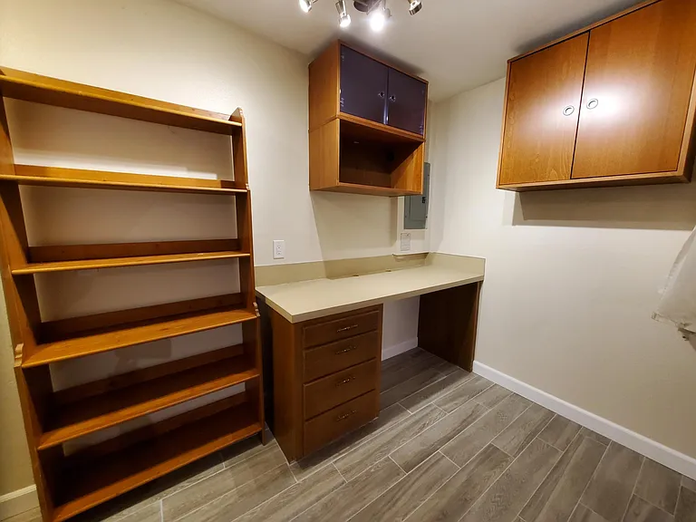 110 Florentia St #B — Photo 22