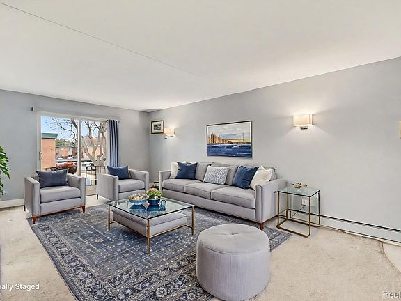 2nd image of 1840 Axtell Dr APT 7